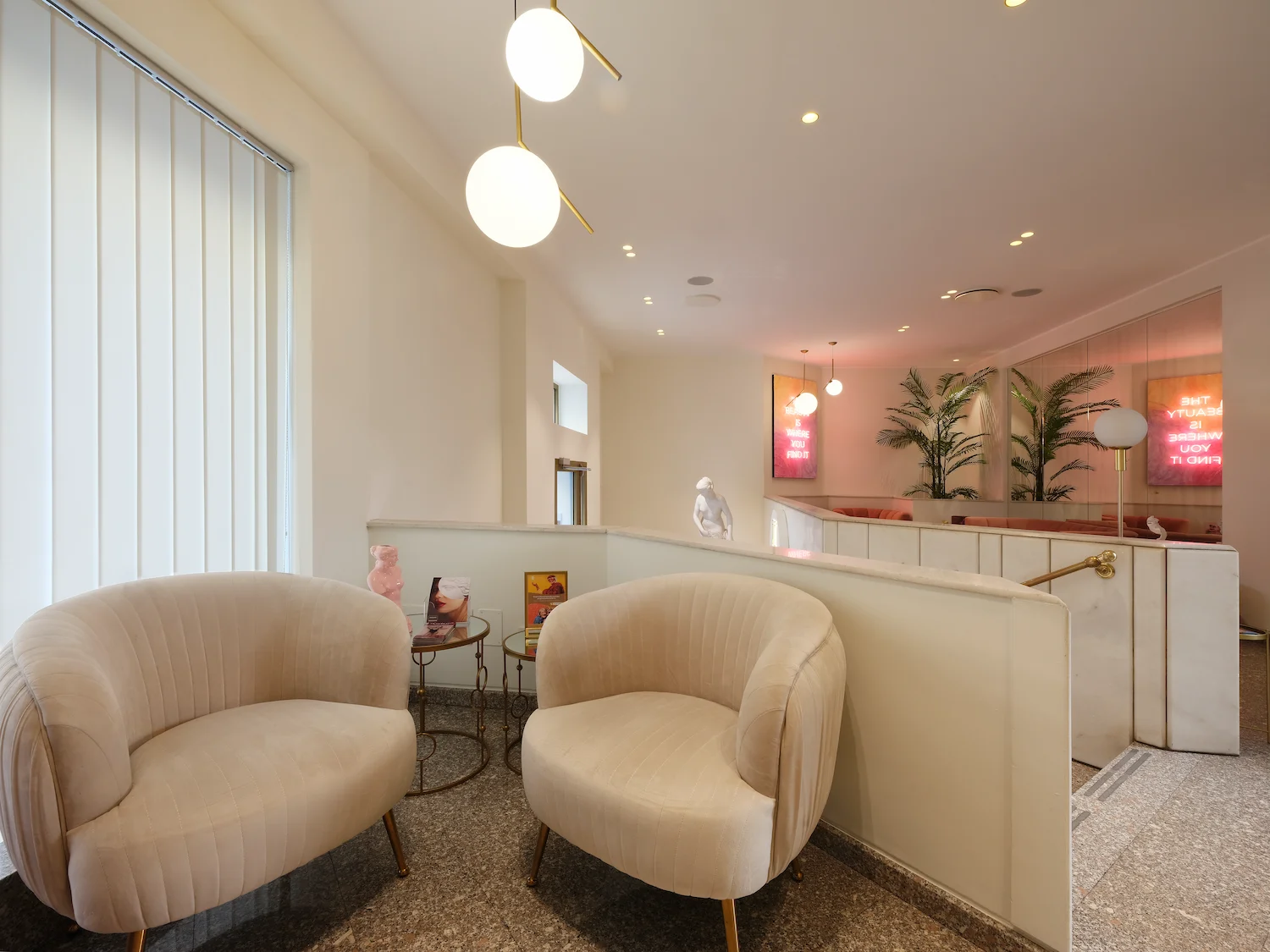julius clinic 04