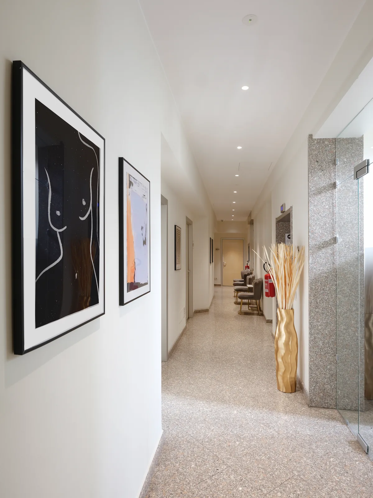 julius clinic 06